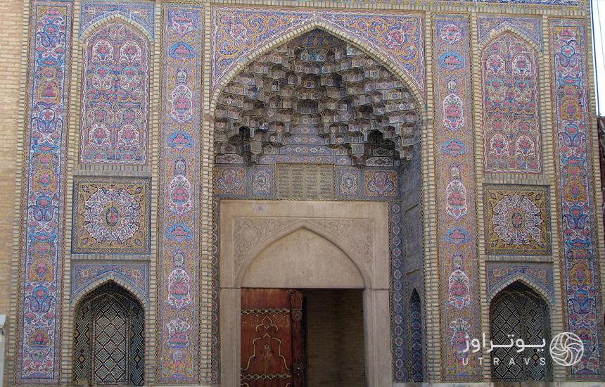 ورودی اصلی مسجد نصیرالملک